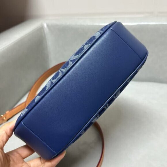 New Coach Teri Shoulder Bag In Signature Denim - Picture 3 of 7